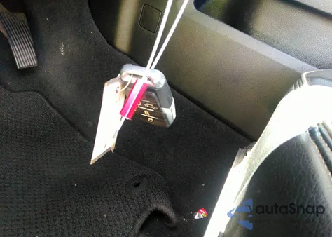 2019 Ram 1500 Laramie 4X2 5'7 Box from USA, damaged, VIN 1C6RREJT0KN558110